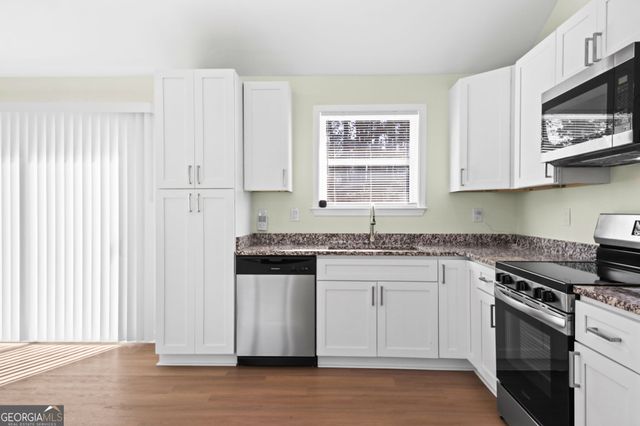 2120 Knighton Drive, South Fulton, GA 30349