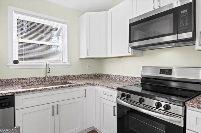 2120 Knighton Drive, South Fulton, GA 30349