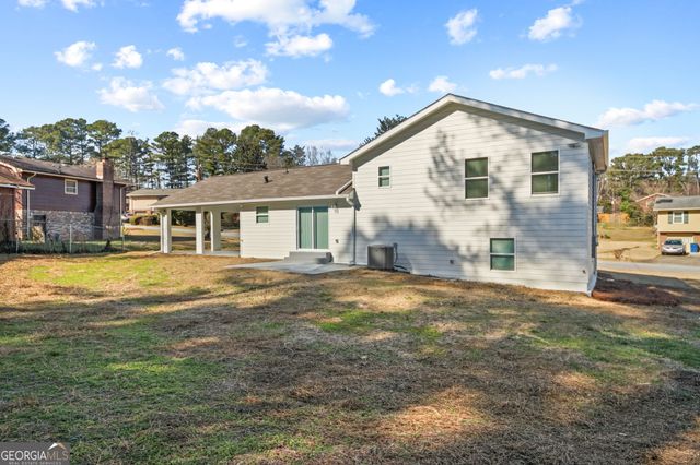 2120 Knighton Drive, South Fulton, GA 30349