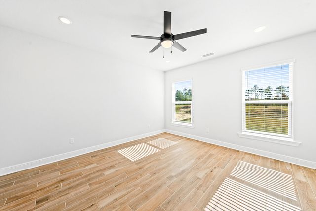 176 Natureview Way, Freeport, FL 32439