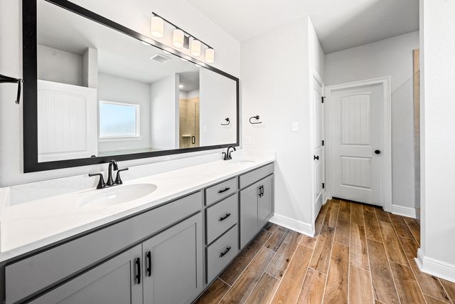 176 Natureview Way, Freeport, FL 32439