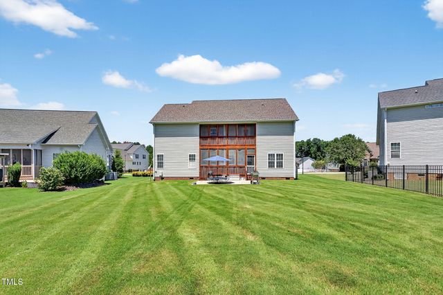 137 Winding Oak Way, Clayton, NC 27520