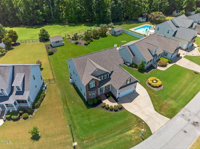 137 Winding Oak Way, Clayton, NC 27520