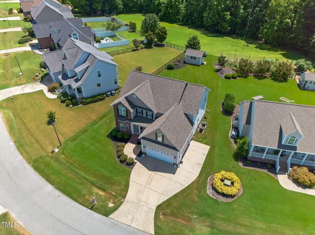 137 Winding Oak Way, Clayton, NC 27520