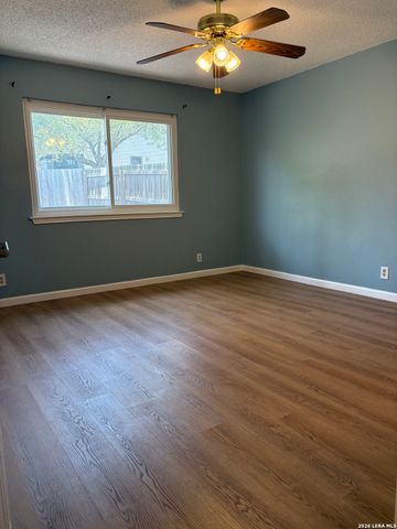 703 MEADOW GATE, Converse, TX 78109