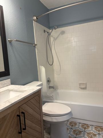 703 MEADOW GATE, Converse, TX 78109