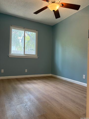 703 MEADOW GATE, Converse, TX 78109