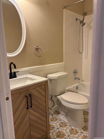 703 MEADOW GATE, Converse, TX 78109