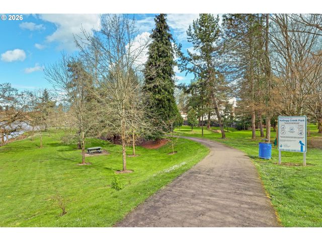12344 Se 20TH Ave, Milwaukie, OR 97222