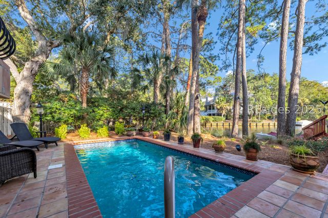 4 Lookout, Hilton Head Island, SC 29928