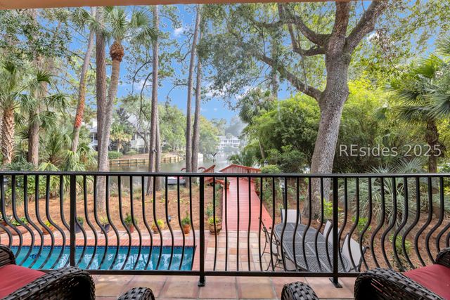 4 Lookout, Hilton Head Island, SC 29928