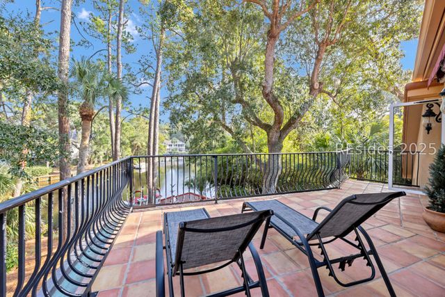 4 Lookout, Hilton Head Island, SC 29928