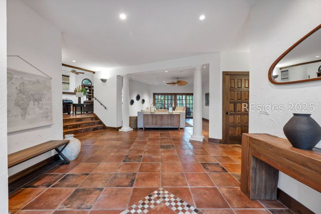 4 Lookout, Hilton Head Island, SC 29928