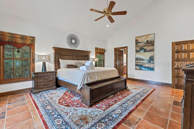 4 Lookout, Hilton Head Island, SC 29928