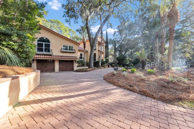 4 Lookout, Hilton Head Island, SC 29928
