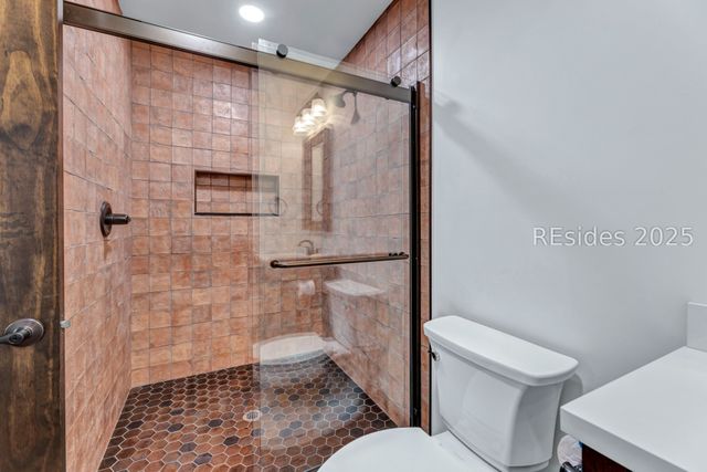 4 Lookout, Hilton Head Island, SC 29928