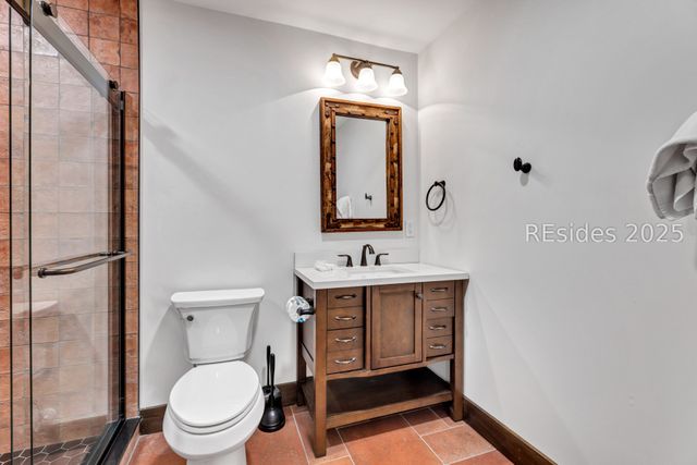 4 Lookout, Hilton Head Island, SC 29928