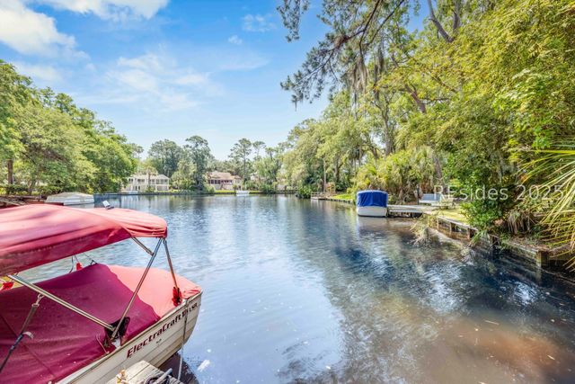 4 Lookout, Hilton Head Island, SC 29928