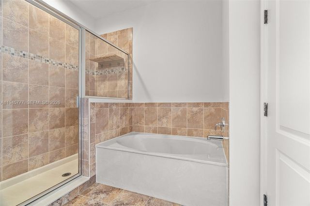 839 SW 147th Ter 5, Pembroke Pines, FL 33027