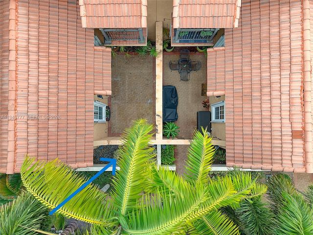 839 SW 147th Ter 5, Pembroke Pines, FL 33027