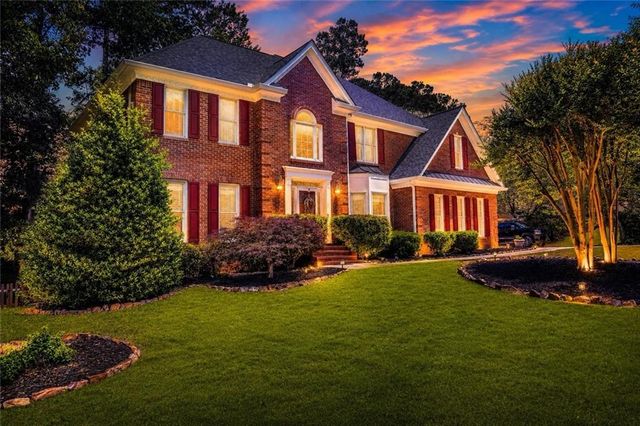 1630 Canterbury Pointe SE, Conyers, GA 30013
