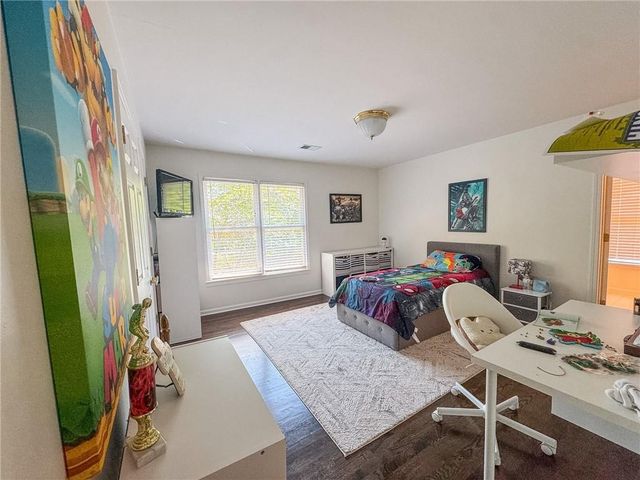 1630 Canterbury Pointe SE, Conyers, GA 30013