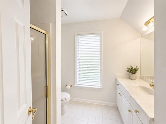 1630 Canterbury Pointe SE, Conyers, GA 30013