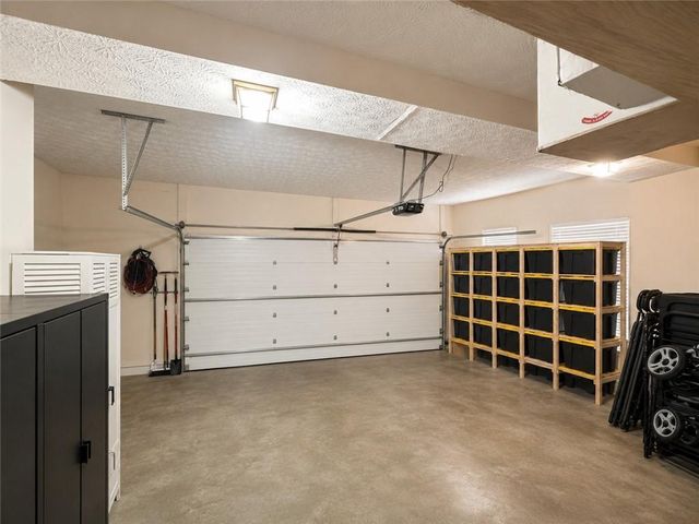 1630 Canterbury Pointe SE, Conyers, GA 30013