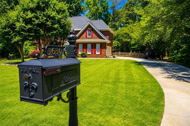 1630 Canterbury Pointe SE, Conyers, GA 30013