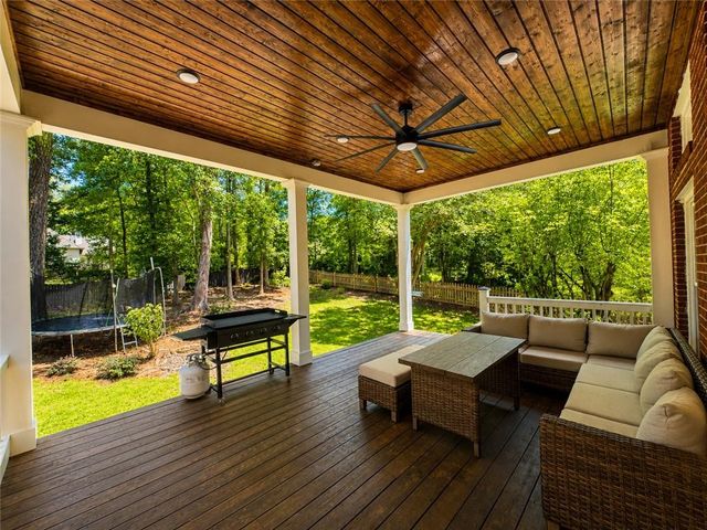 1630 Canterbury Pointe SE, Conyers, GA 30013