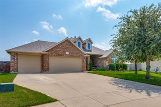 2424 Silverthorn Court, Fort Worth, TX 76177
