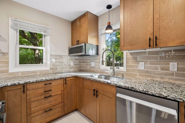 4335 Briarwood Drive, Minnetonka, MN 55343