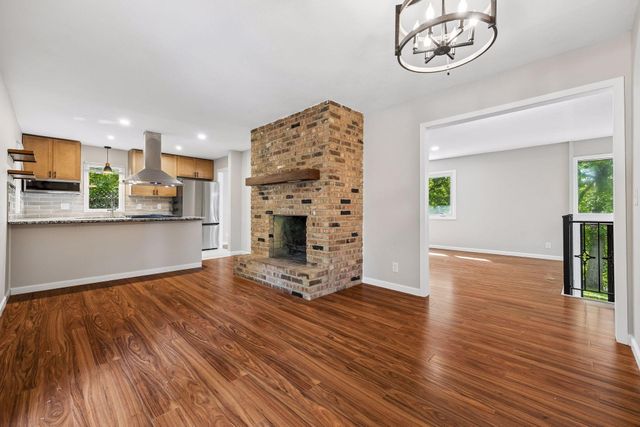 4335 Briarwood Drive, Minnetonka, MN 55343