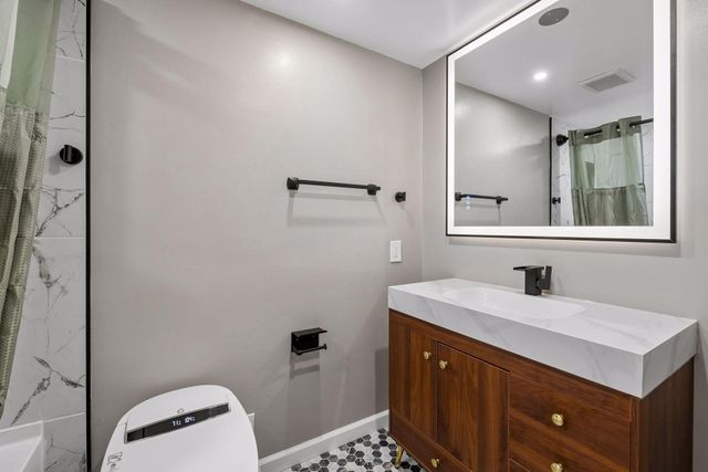 4335 Briarwood Drive, Minnetonka, MN 55343