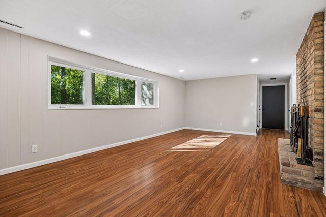 4335 Briarwood Drive, Minnetonka, MN 55343