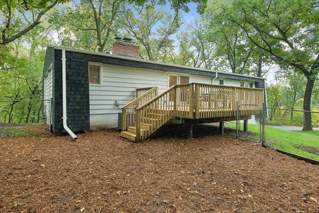 4335 Briarwood Drive, Minnetonka, MN 55343