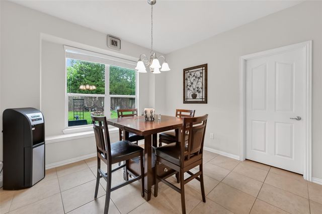 13859 Shoreline Drive, Willis, TX 77318