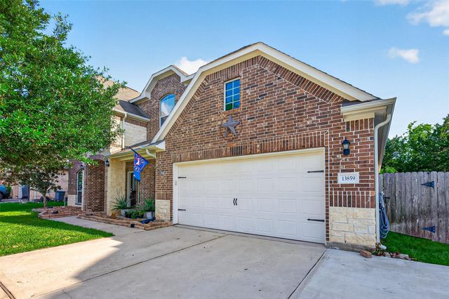 13859 Shoreline Drive, Willis, TX 77318