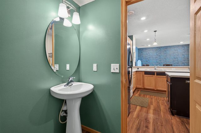 48 River Woods Drive W, Saint Paul Park, MN 55071