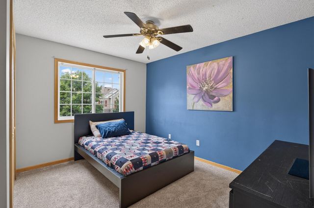 48 River Woods Drive W, Saint Paul Park, MN 55071