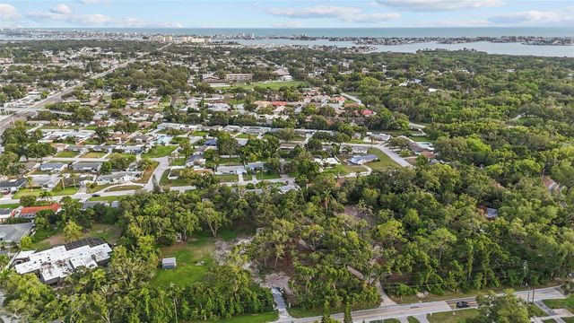 11496 74TH AVENUE, Seminole, FL 33772