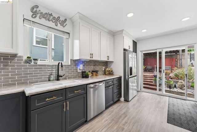 3039 Modesto Ave, Oakland, CA 94619
