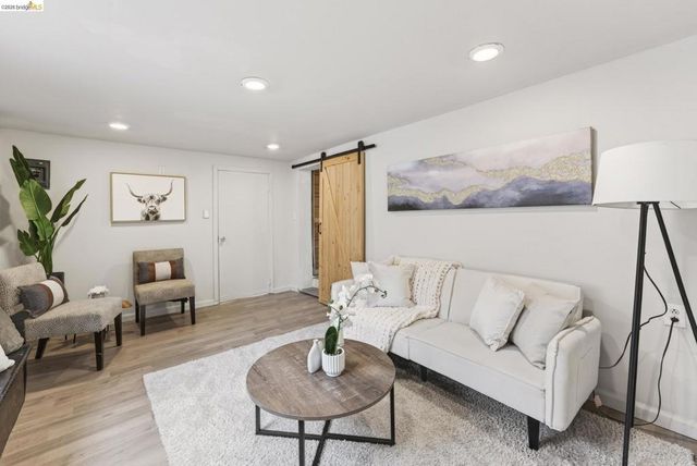 3039 Modesto Ave, Oakland, CA 94619