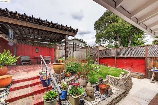 3039 Modesto Ave, Oakland, CA 94619