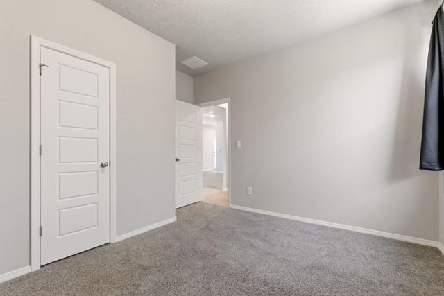 748 Amatista Loop SE, Rio Rancho, NM 87124