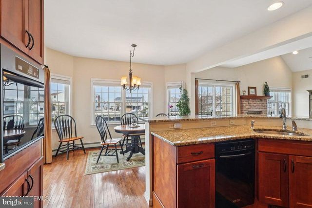 232 MONTCLAIR RD S, Barnegat, NJ 08005