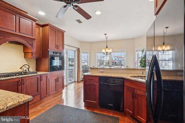 232 MONTCLAIR RD S, Barnegat, NJ 08005