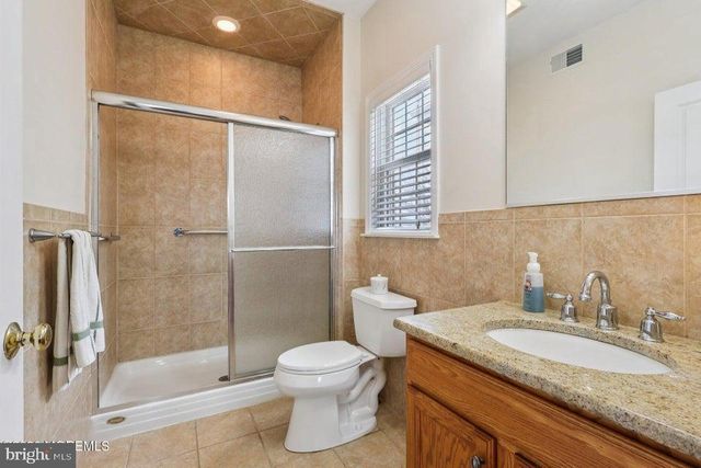232 MONTCLAIR RD S, Barnegat, NJ 08005