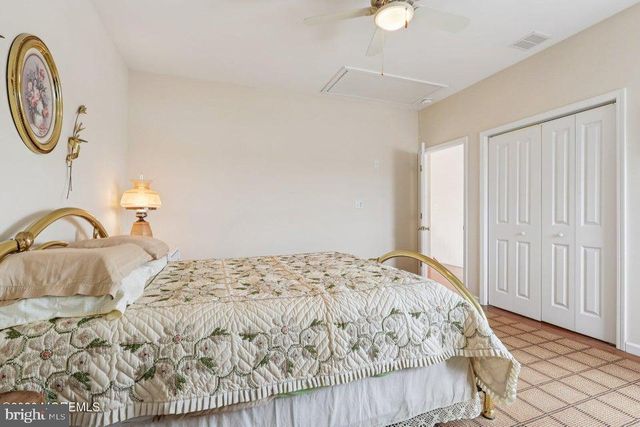 232 MONTCLAIR RD S, Barnegat, NJ 08005