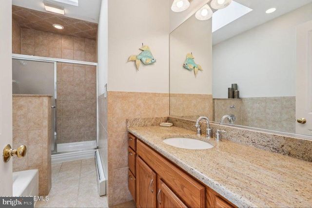 232 MONTCLAIR RD S, Barnegat, NJ 08005